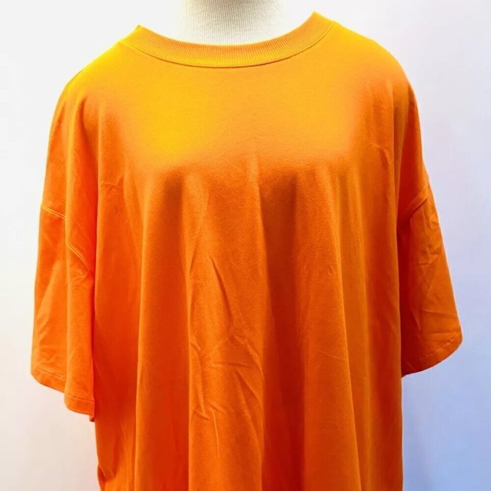 NWT TEK GEAR Women Short Sleeve Crew Neck On the Go Gear Orange Shirt Plus Sz 3X